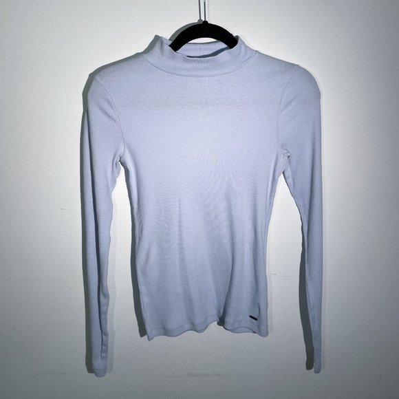 Hollister | BABY BLUE MOCK NECK LONG-SLEEVE - Picture 1 of 1